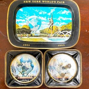 1964 NY World’s Fair. Ashtrays vintage. Collectibles. Vtg condition.